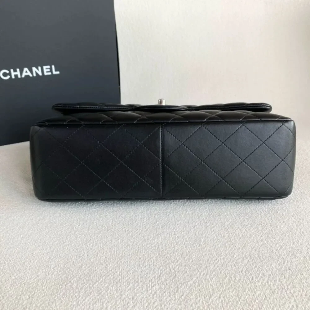 Chanel Women Pre-Loved Bag Very Good Condition
